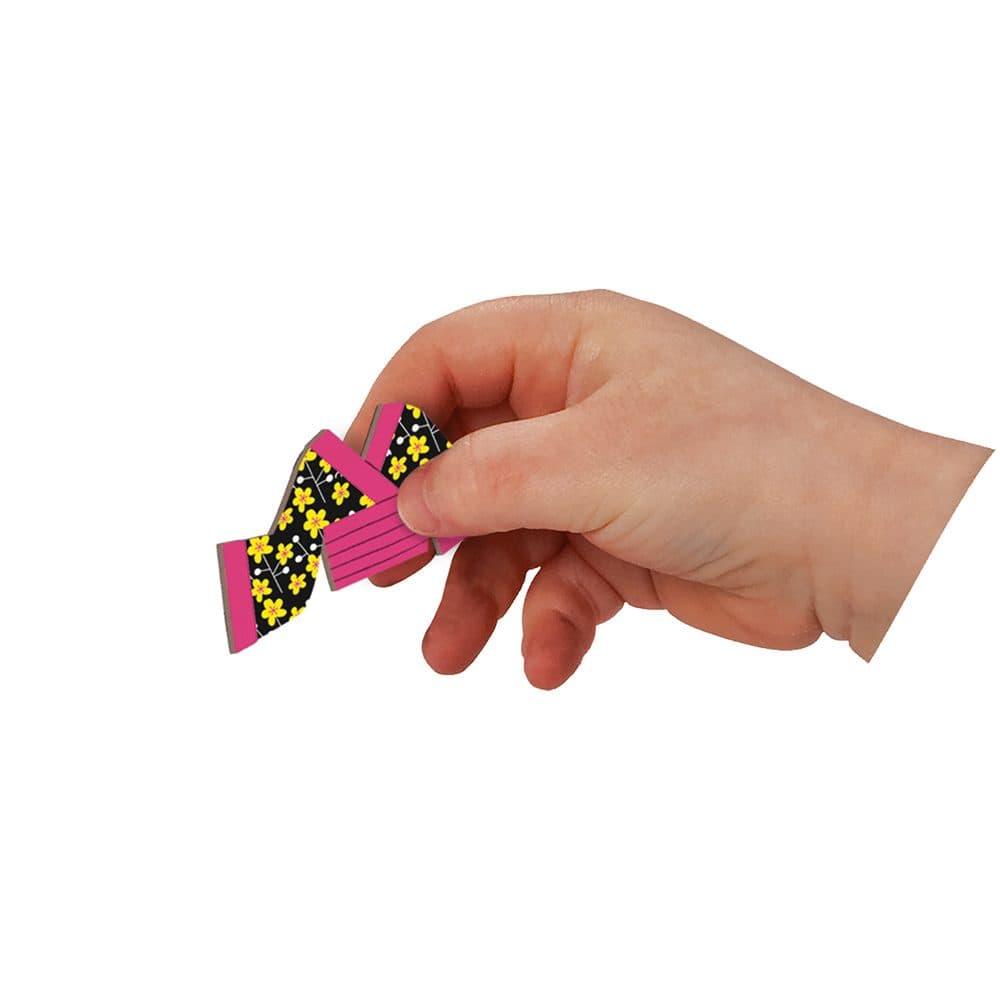 Janod Magnetická kniha Magnetibook Oblékání holky, Janod, W056821 - náhled 5